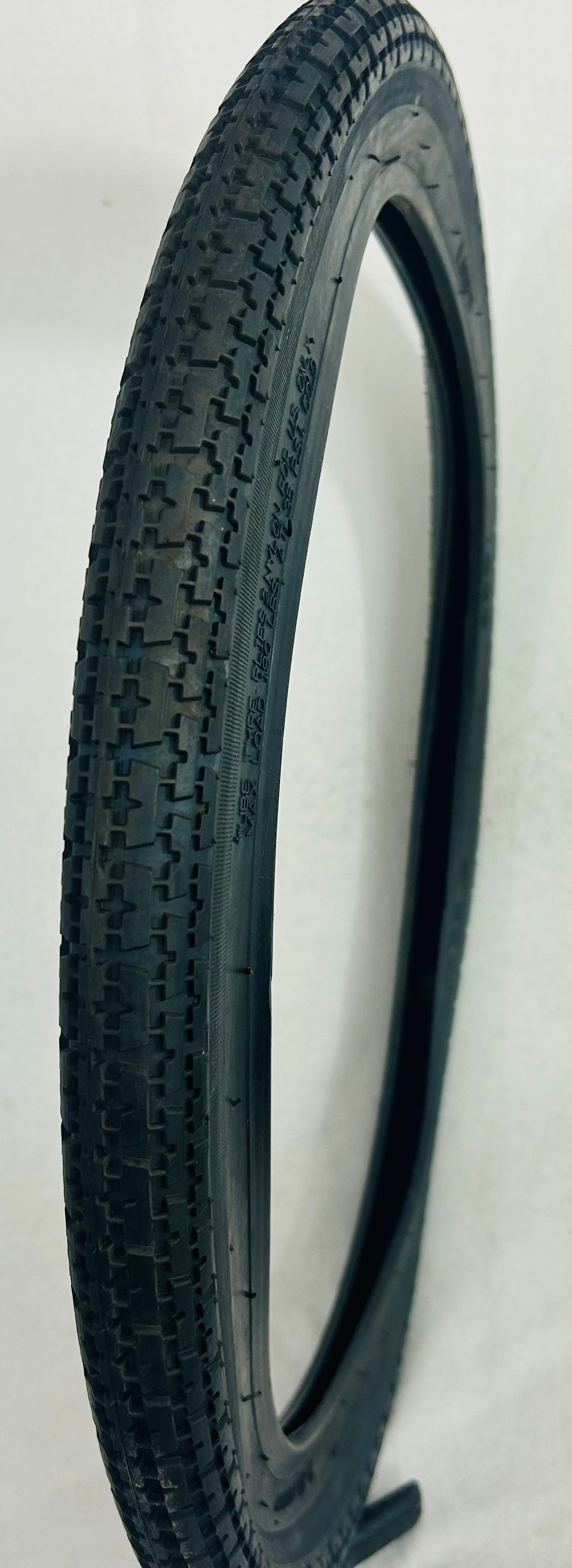 PNEUMATICO GOMMA 2 - 18 "  SCOLPITO - 218 - 20018  POST. - TYRE (22 X 1 3/4 X 2 ) - 2 X 18 "