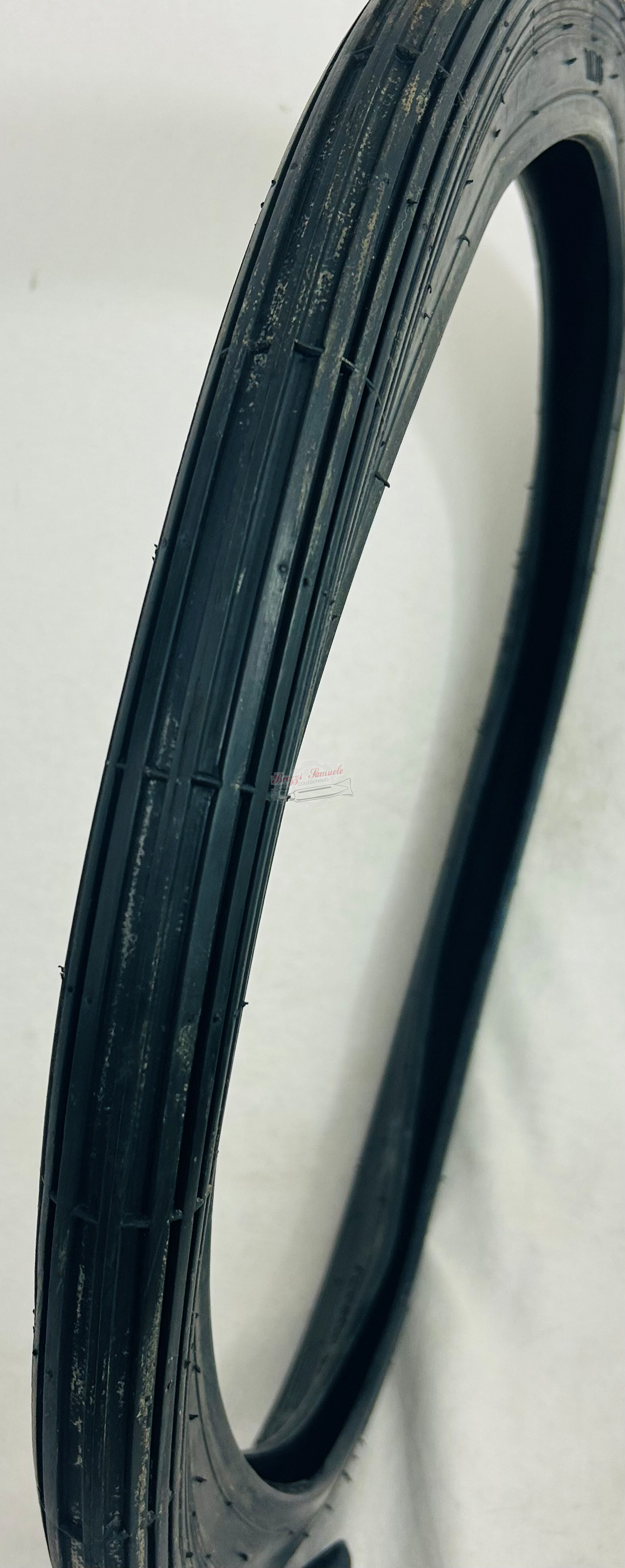 PNEUMATICO GOMMA 2 - 18 " RIGATO - 218 - 20018  ANTERIORE -  - TYRE ( 22 X 1 3/4 X 2 ) - 2 X 18 "